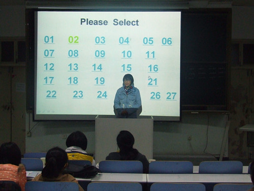 拷贝漫画
举办第五届大学生英语综合技能大赛复赛