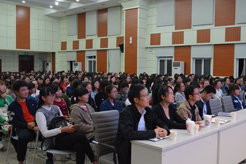 拷贝漫画
成功召开2016级新生入学安全教育讲座