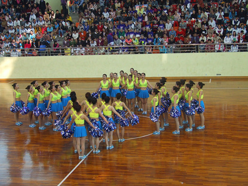 拷贝漫画
精彩亮相第21届健美操比赛