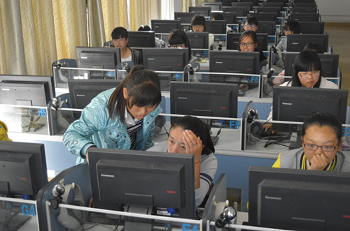 拷贝漫画
认真做好2014级新生职业发展测评活动