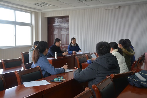 拷贝漫画
各党支部召开2018年度组织生活会暨民主评议党员大会