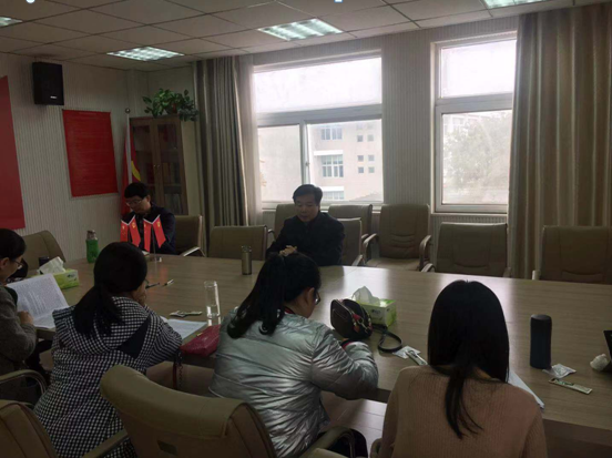 拷贝漫画
召开2019年度国家社科基金项目申报交流会