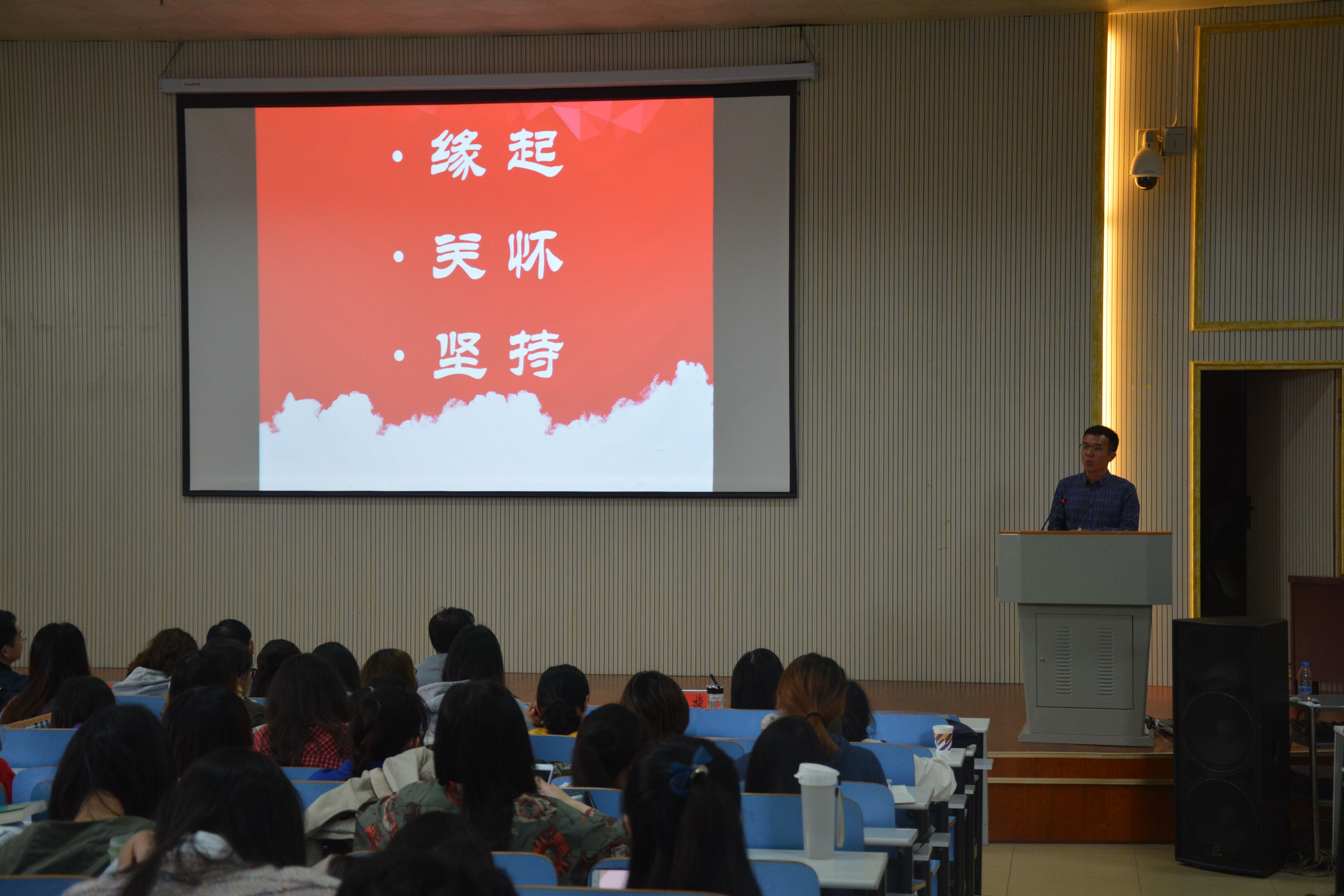 拷贝漫画
举办讲社会主义核心价值观故事比赛