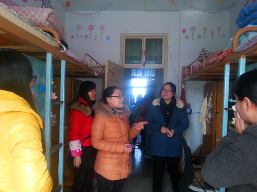 拷贝漫画
开展冬季学生宿舍安全检查