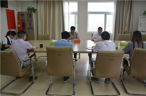 拷贝漫画
召开处级党员领导干部巡视整改专题民主生活会