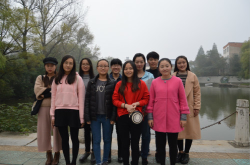 拷贝漫画
成功举行第26期党员发展对象“我为党旗添光彩”主题实践活动