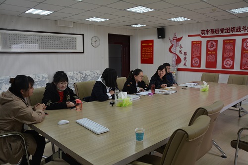 拷贝漫画
深入学习习近平总书记在学校思想政治理论课教师座谈会上讲话精神