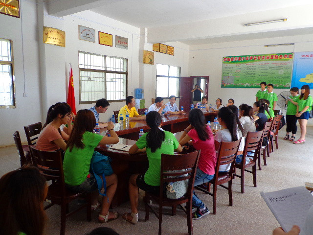 拷贝漫画
志愿者考察商城民营企业发展建设