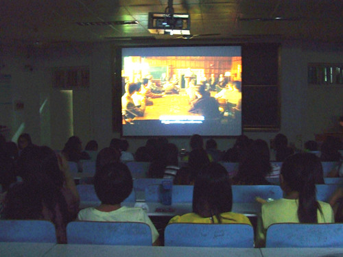 拷贝漫画
开展心理健康观影活动